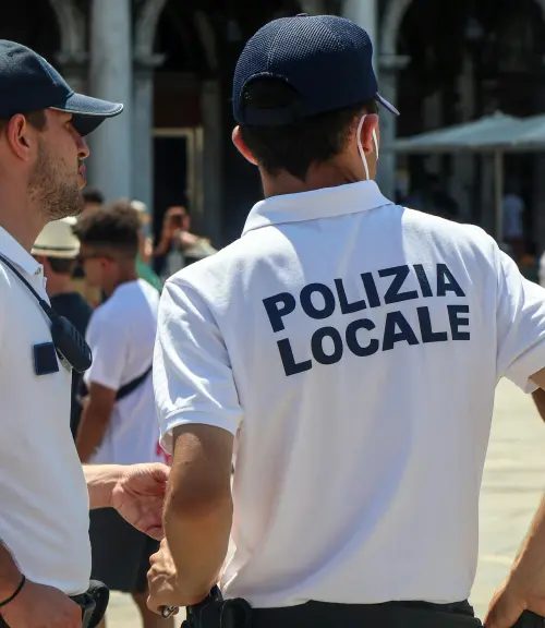 Latina, locale sequestrato dopo i controlli interforze: riscontrate gravi irregolarità su sicurezza e lavoro