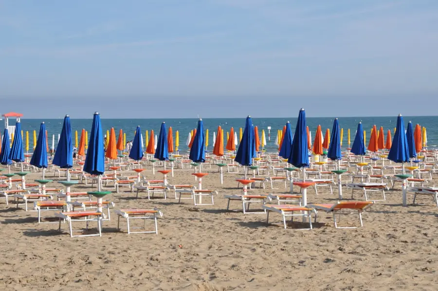 Latina, pubblicata l’ordinanza balneare 2026 per il litorale