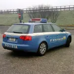 Frosinone, controlli straordinari della Polizia: identificate 76 persone